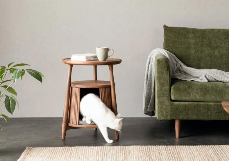 Lucky Cats Tea Table