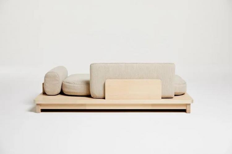  Linden – Minimalist Sofa Bed for Pets